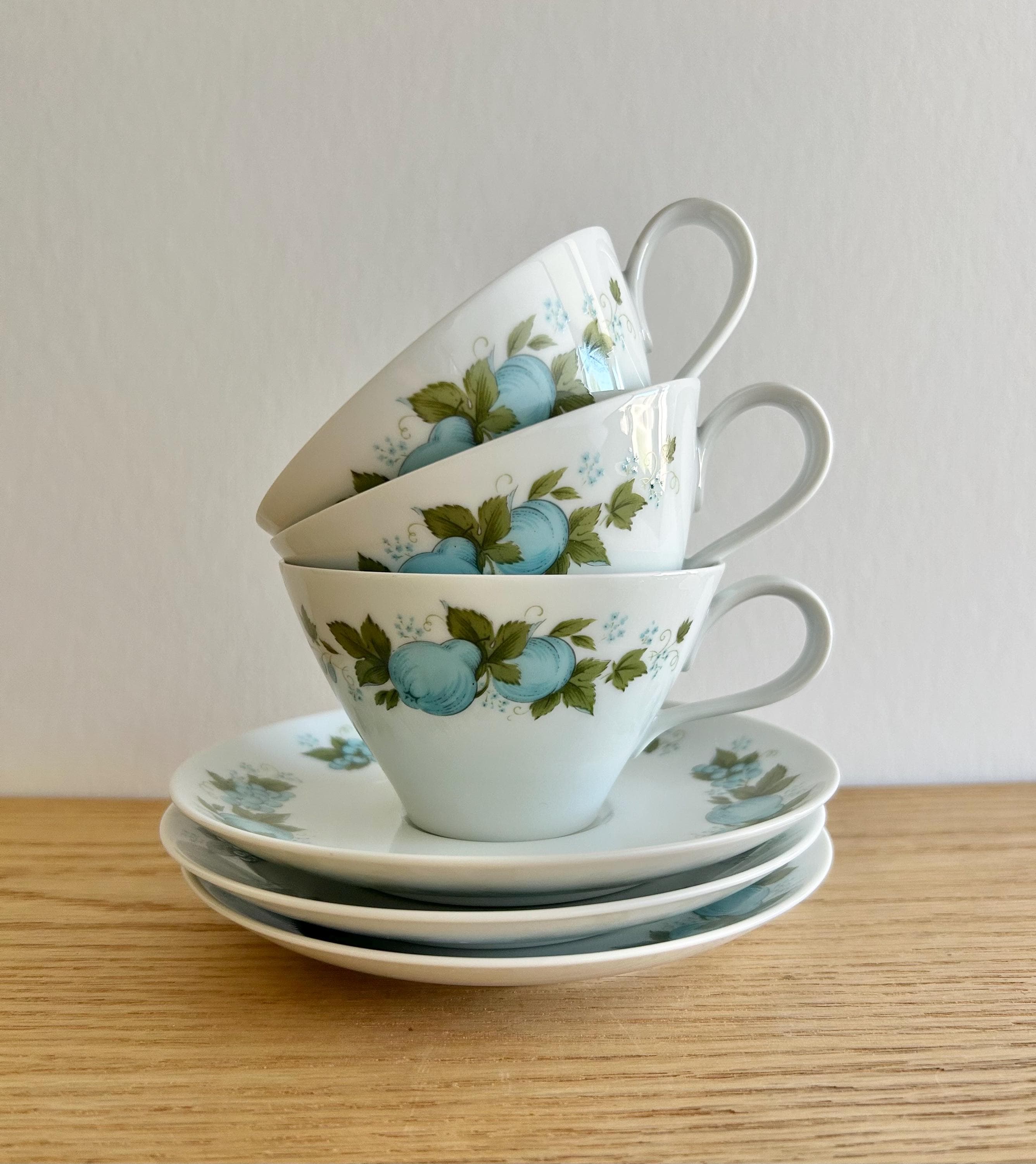 noritake 小物入れ ゾウ ブルー Noritake Blue Orchard Cook N Serve China Cups & Saucers Set of 3