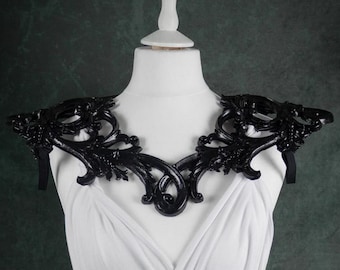 Gioielli gotici in lattice con filigrana per le spalle, gorgiera fantasy, spallacci da elfo