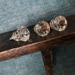 Handles Lot (3) Small Antique Glass Knobs Original Vintage Decorative Handles Knobs Desk Dresser Drawer Restoration Furniture Shabby Chic