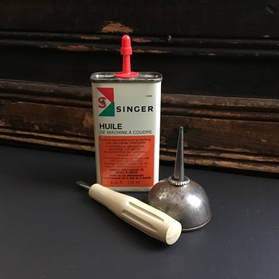 SINGER Burette Oil Can Screwdriver Sewing Machine Rare 1950