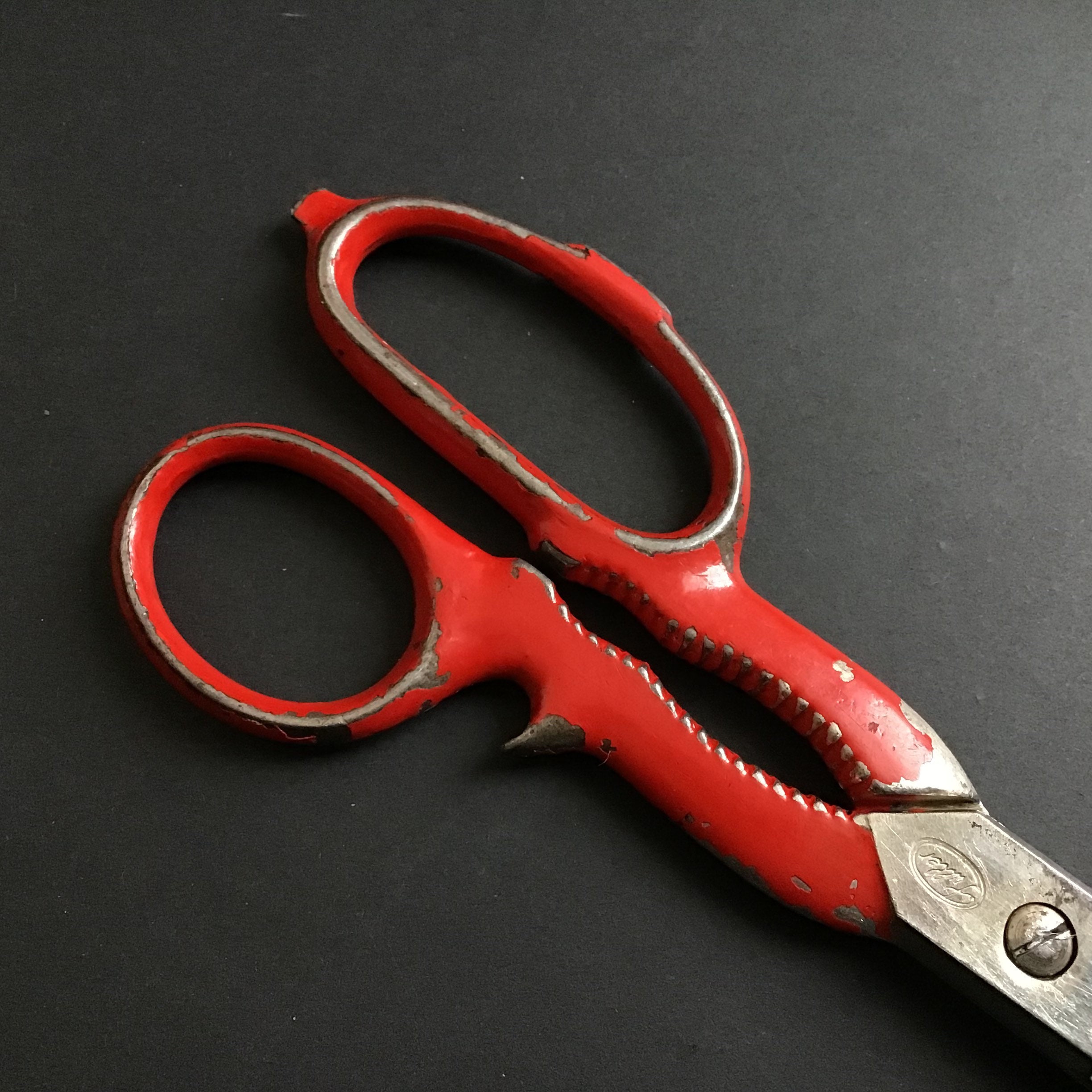 Vintage 1950s Red Painted Wiss Handle Scissors Shears. Kitchen Utility  Scissors With Bottle Opener 
