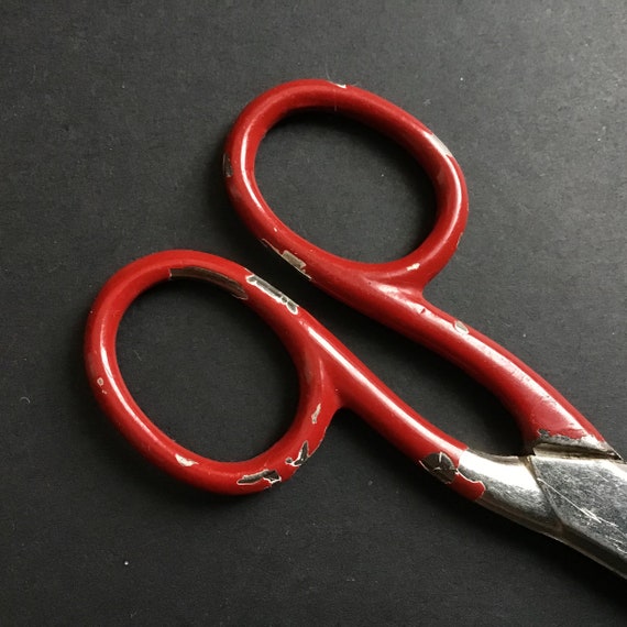 9 Piece Left-Handed School Supplies for Kids Under 8 years of age with 2  pairs Lefty custom scissors.