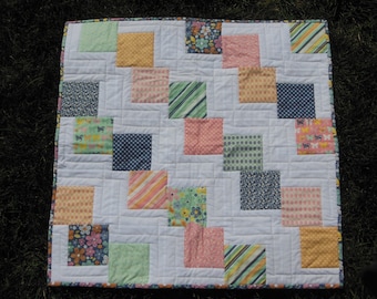 Daisy's and Butterflies | Baby Quilt | Baby Girl Quilt | Stroller Quilt | Car Seat Quilt