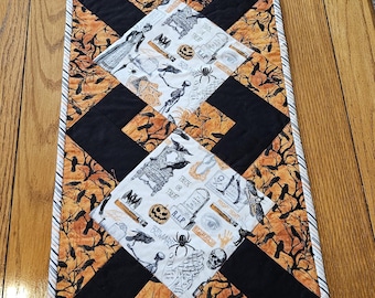 Halloween Table Runner | Reversible Runner | Spooky Halloween | Halloween Table Linen | 14 X 42 | Handmade Quilted Table Runner