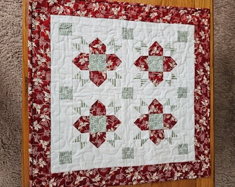 Red Green Table Topper | Christmas Table Topper | Winter Table Topper | Christmas Decor | Christmas Linen | Winter Decor | Winter Linen