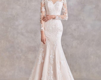 mermaid style long sleeve wedding dress