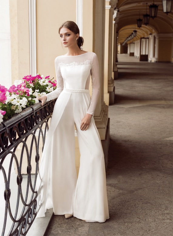 Beautiful Casual Long Sleeve Bridal Wedding Jumpsuit Simple White