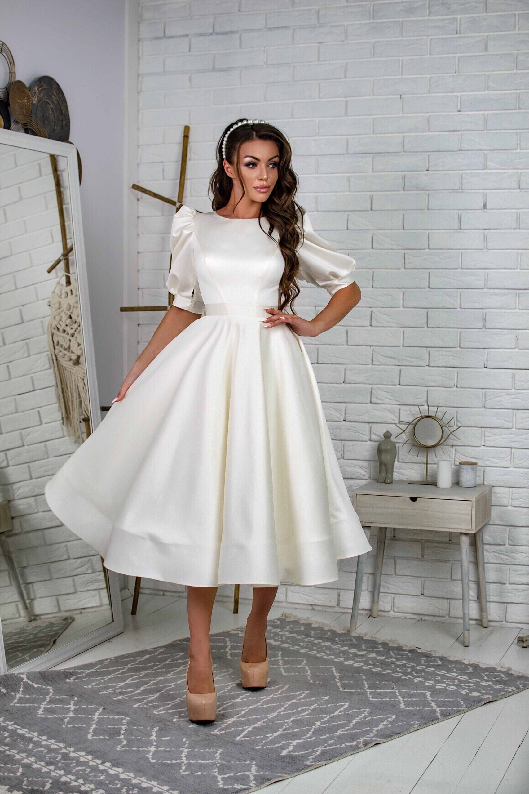 Beautiful Short Minimalist Satin Classic Tea Length Pufff Sleeves