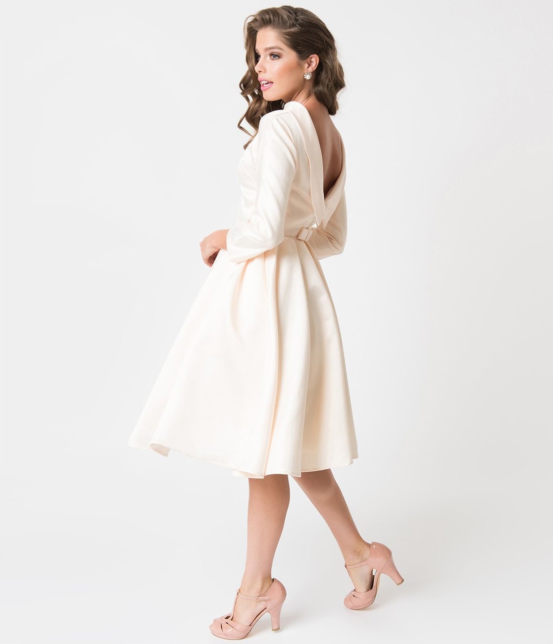 hepburn style wedding dress