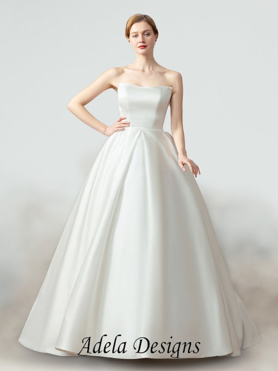 Vintage Style Satin Ball Gown Wedding Dress Bridal Gown Sleeveless Strapless  Corset Laceup Lace Bolero Train Full Aline Minimalist Simple 