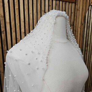 Ivory Pearl Bridal Veils Tulle Wedding Veil Long Cathedral Length with Comb