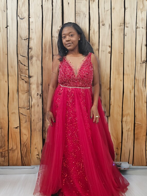 Dark red hotsell bridal dress