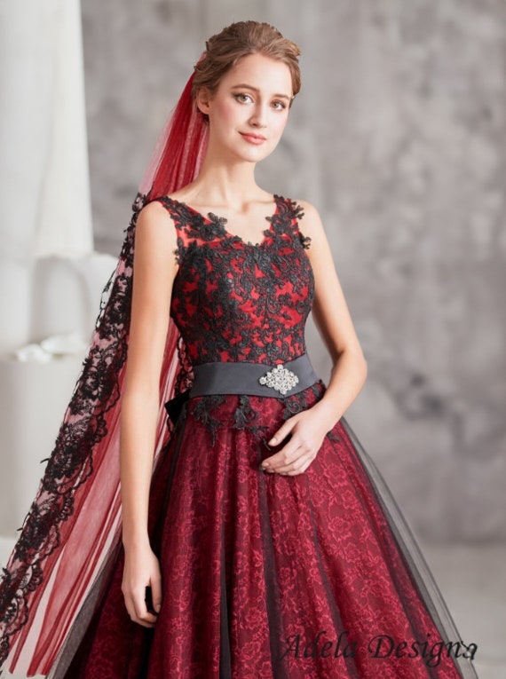 Modern top gown dress