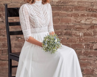 Long Half Sleeve A-Line Chiffon Boho Style Wedding Dress Vintage Style Lace Bodice Bridal Gown Modest High Neckline Covered Back