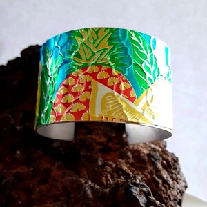 Pineapple blue tropical cuff bracelet.Hawaii bracelet,Recycled bracelet, beach cuff,boho bracelet,hippie bracelet Surfe,Ocean Beach jewelry