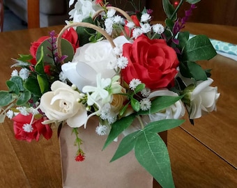 wedding flower table centerpiece. anniversary birthday centerpiece