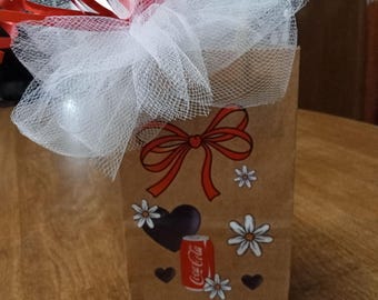 Sac cadeau pour boisson gazeuse, idéal pour Noël, un anniversaire, un mariage, la chasse aux cadeaux ou toute autre occasion.