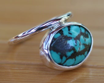 GENUINE TURQUOISE RING * Smoothly Bezel Set in Fine Silver * Ring Size 6.25 * Alluring Blue with Matrix Veining * Cool Asymmetrical Design