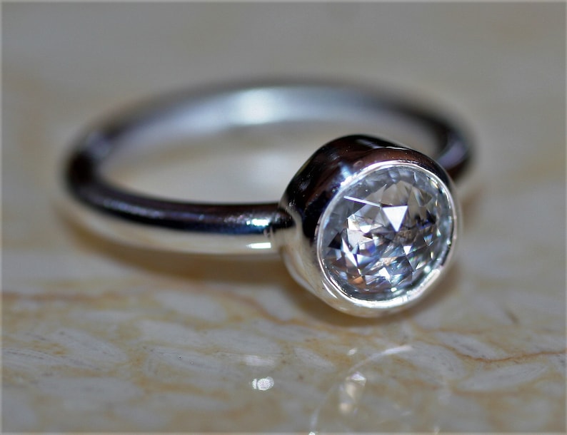 Precisely Faceted Cubic Zirconia Comfort Fit Argentium Silver Band DOUBLE ROSE CUT Solitaire Many Ring Sizes Thick Smooth Bezel Set