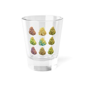 Schnapsglas mit Cannabis-Thema: 420 Weed Nug Grid Barware für die Hausbar - Ein einzigartiges Kiffer Geschenk