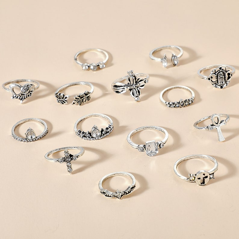 15 Unique Piece Stackable Knuckle Ring Set,Boho Vintage Crystal Stacking Midi Finger Ring Set for Women Teen Girls Fashion Multiple Rings