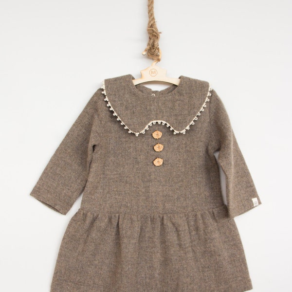 Summer SALE/Woolen dress with wooden buttons/ Woolen dress for baby girl /Tsaritza dress