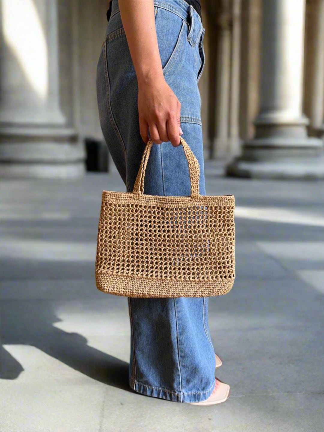 Chic Raffia Tote for Summer Beach Holiday, Trendy Small Straw Tote