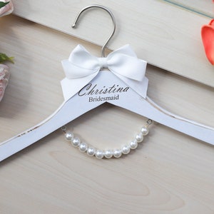Personalized Pearl Wedding Hanger - Rustic Bridal Hanger, Wooden Engraved Bridesmaid Hanger, Custom Name Dress Hanger Wedding Gift