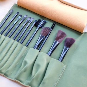 Personalized Makeup Brush Bag Roll up, Green Leather Cosmetic Make up Case 12 Slots Holder, 12 PCS Cosmetic Brushes Set, Custom Name Pouch image 4