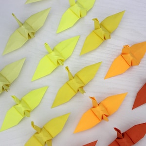 100 gelbe Origami Kranich Chiyogami Orangetönen Farbe Kraniche aus Papier für Hochzeit Dekoration Partei Geburtstagsgeschenk