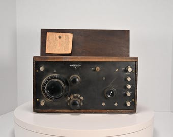 Restored Crosley 51 tube radio circa 1924 regenerative antique 100 yr., old, antique