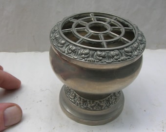 Small Vintage Rose Bowl by Ianthe of England, Silver Plate (8 cm tall, 7.5 cm diameter)