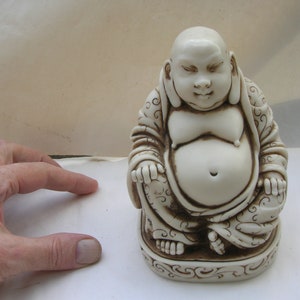 Vintage Laughing Buddha, Hotei, with Floral Pattern Robes, in Creamy Solid Resin (14 cm tall)
