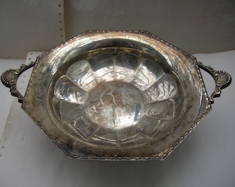 Very Tarnished Silver Plate Fruit Bowl by Clarendon,  Old Vintage or Antique (21 cm diameter, 7 cm tall)