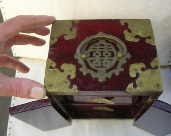 Vintage Chinese Jewelry Box with 3 Drawers, with Jade panels and Ornate Brass Fittings (18 x 14 x 10.5 cm)