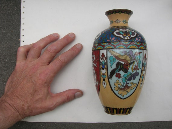 古い七宝焼き花瓶