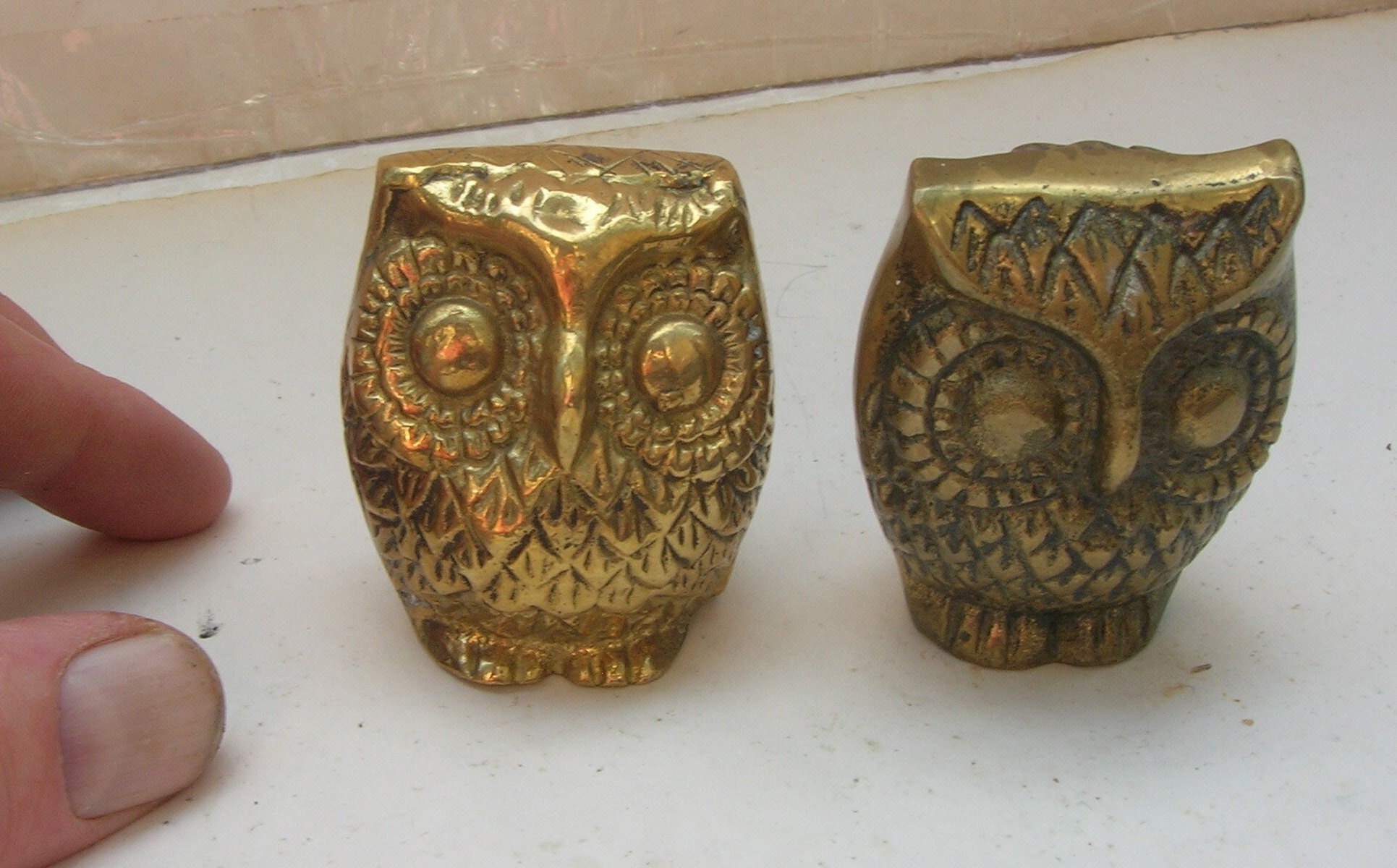Two Vintage Brass Owls, Different Designs (5.5 & 5 cm tall) Condition: one leans back and both w