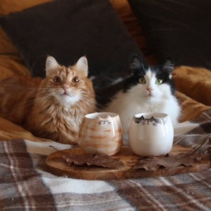 Personalized Ceramic Mug with Cat Shape with Name or without Name. Special Mother&#39;s Day Gift. Made To Order