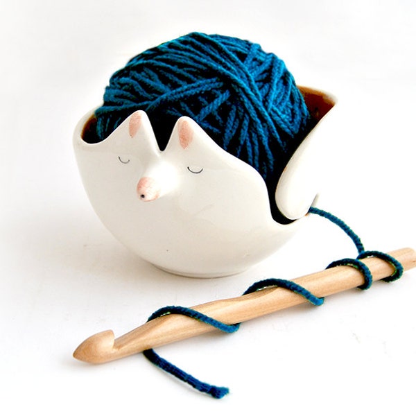 Ceramic Fox Yarn Bowl/ Knitting Bowl/ Crochet Bowl, Decorated in Orange Color with White Polka Dots Inside. Made to Order