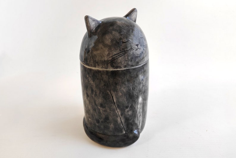 Personalized Cat Urn with Semi-spherical cover, with Name or without Name. Special Memory. Multipurpose Box. Made To Order image 4