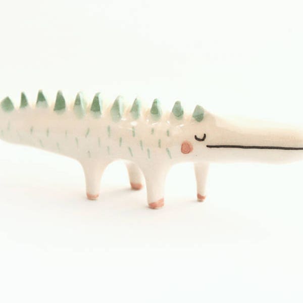 Ceramic Crocodile Miniature, Crocodile Totem, Ceramic Animal, in White Clay and Decorated with Pigments in Green. Ready To Ship