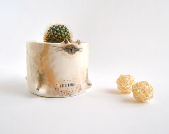 Ceramic Chubby Cat Planter Personalized. Ceramic Fat Cat Flower Pot for Plants, Cactus or Suculents. Made to Order