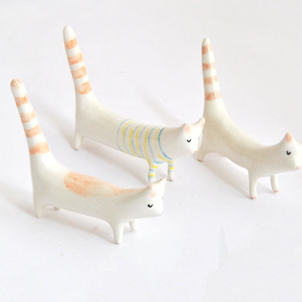 Long Tail Cat Ceramic Miniature in White Clay, Decorated with Stripes, Spots or Plain White. Ready to Ship