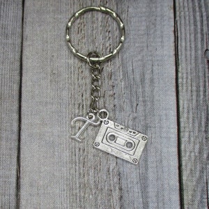 Chaveiro de fita cassete chaveiro inicial personalizado fita mista chaveiro presentes personalizados sob 10 letras chaveiro
