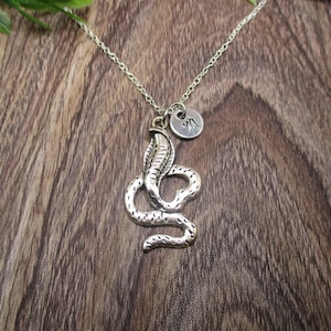 Collar Cobra Collar de serpiente personalizado Regalos personalizados para él Regalos de joyería Cobra para ella