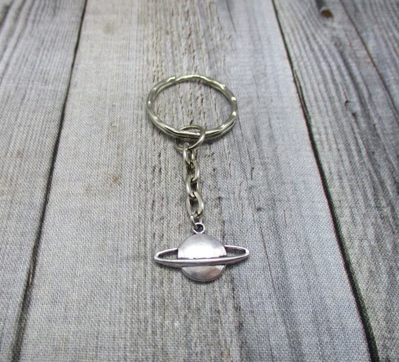 Small Saturn Keychain Planet Space Gift - Etsy