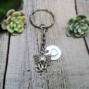 Llavero elefante Regalos personalizados para él / su anillo de llavero inicial Llavero animal Regalos de elefante