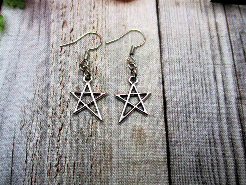 Star Earrings Star Jewelry Gift For Her Gifts Under 20 imagem 4