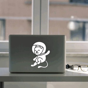 Vinyl Astronuat Cat Decal Space Cat Vinyl Decal For Water Bottle Sticker Cup Sticker Laptop Decal Car Decal Tumbler image 4