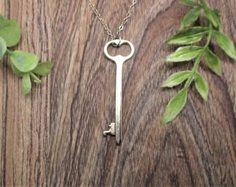 Large Key Necklace Skeleton Key Jewelry Gifts For Her / Him Best Friend Gifts Mom Gifts Gifts For Girlfriend